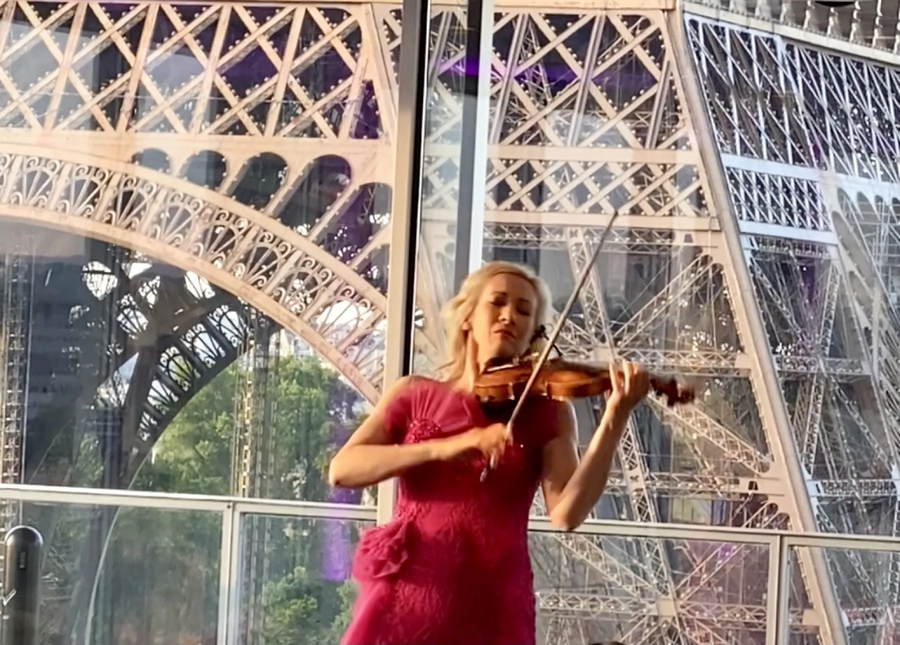 Patrycja Piekutowska podczas koncertu